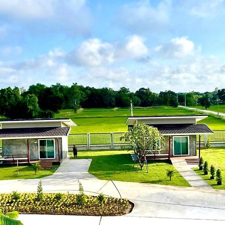 Farm View Resort @Uthai Thani ฟาร์มวิว รีสอร์ท อุทัยธานี Nong Khayang 外观 照片